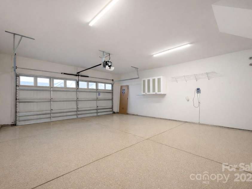 353 Harvest Valley Lane, Fort Mill, SC 29715.  MLS# CAR4331705, YatesRealty ID 2422. 