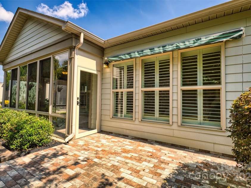 353 Harvest Valley Lane, Fort Mill, SC 29715.  MLS# CAR4331705, YatesRealty ID 2422. 