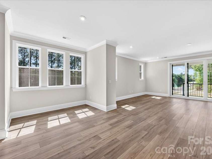 12023 Elsa Lane, Charlotte, NC 28277.  MLS# CAR4330507, YatesRealty ID 24220. Dining space