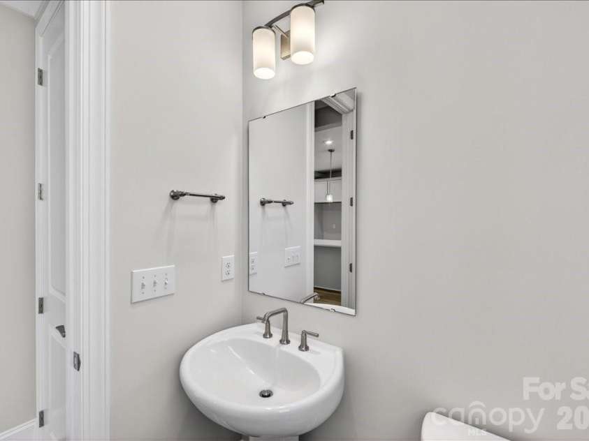 12023 Elsa Lane, Charlotte, NC 28277.  MLS# CAR4330507, YatesRealty ID 24220. Second floor powder