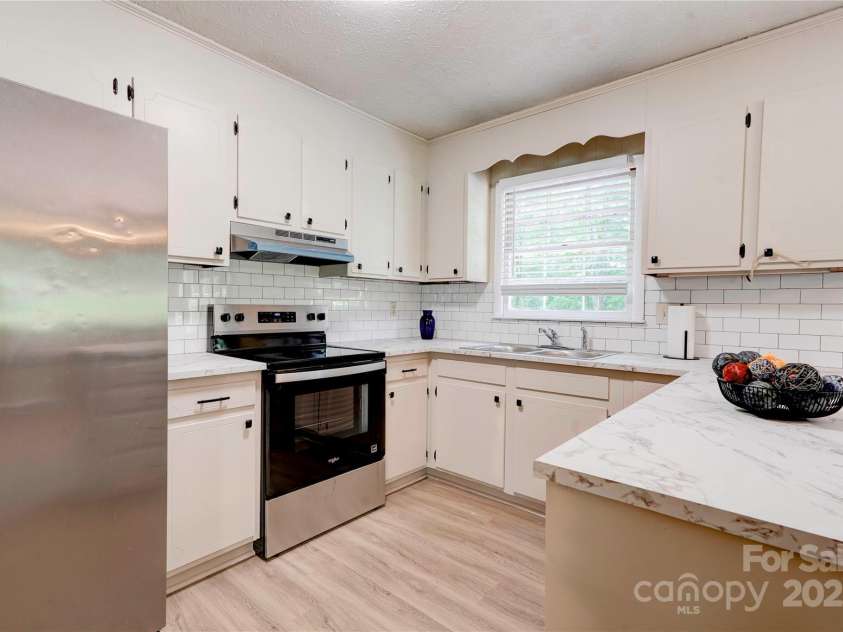 3043 Charles Road, Shelby, NC 28152.  MLS# CAR4267138, YatesRealty ID 24220. 