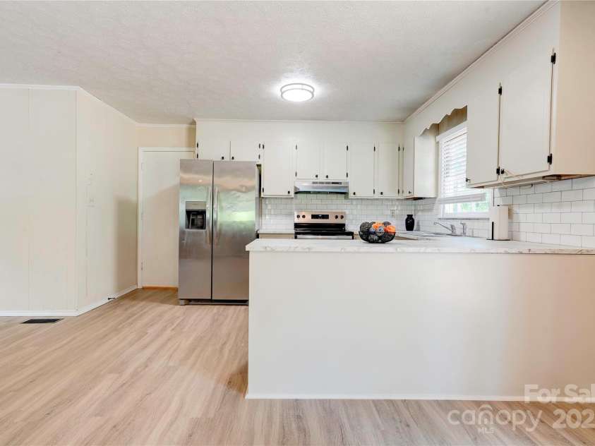 3043 Charles Road, Shelby, NC 28152.  MLS# CAR4267138, YatesRealty ID 24220. 