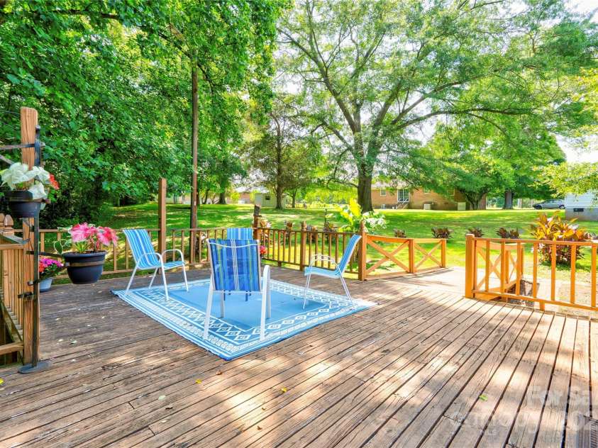 3043 Charles Road, Shelby, NC 28152.  MLS# CAR4267138, YatesRealty ID 24220. 