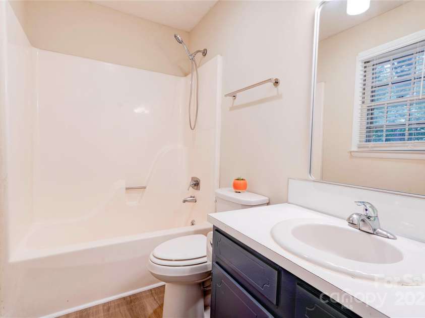 3043 Charles Road, Shelby, NC 28152.  MLS# CAR4267138, YatesRealty ID 24220. Bathroom (2)