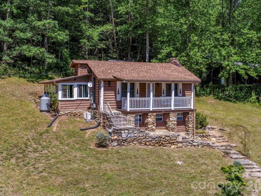 102 Jack London Road, Lake Lure, NC 28746.  MLS# CAR4384230, YatesRealty ID 24221. 