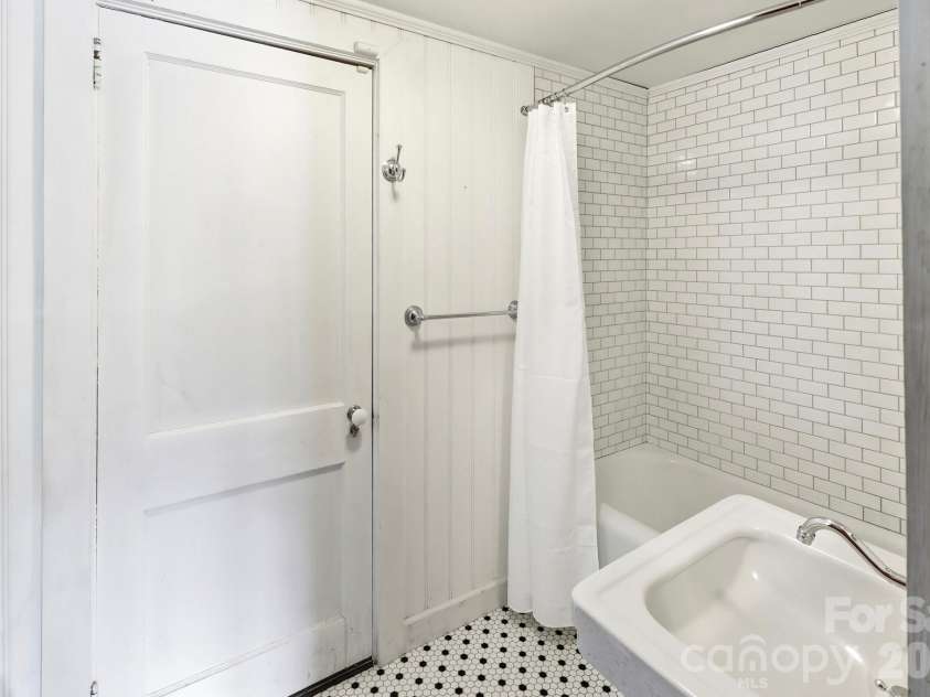 102 Jack London Road, Lake Lure, NC 28746.  MLS# CAR4384230, YatesRealty ID 24221. 