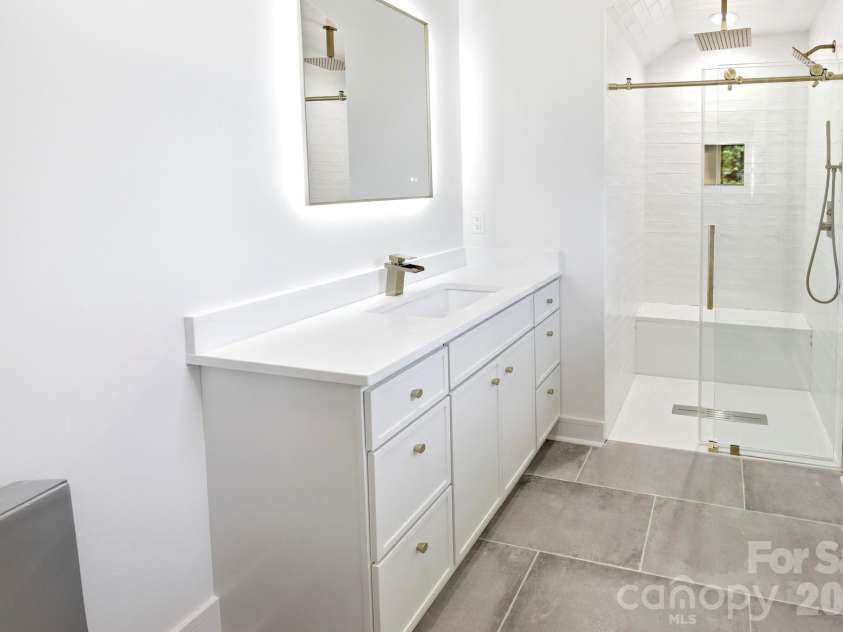 121 Deer Jump Trail, Lake Lure, NC 28746.  MLS# CAR4382194, YatesRealty ID 24222. 