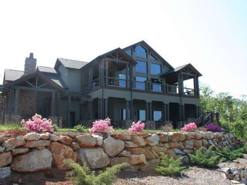 121 Deer Jump Trail, Lake Lure, NC 28746.  MLS# CAR4382194, YatesRealty ID 24222. 