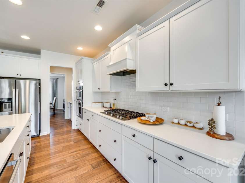 16008 Weeping Valley Drive, Fort Mill, SC 29715.  MLS# CAR4258885, YatesRealty ID 24223. 