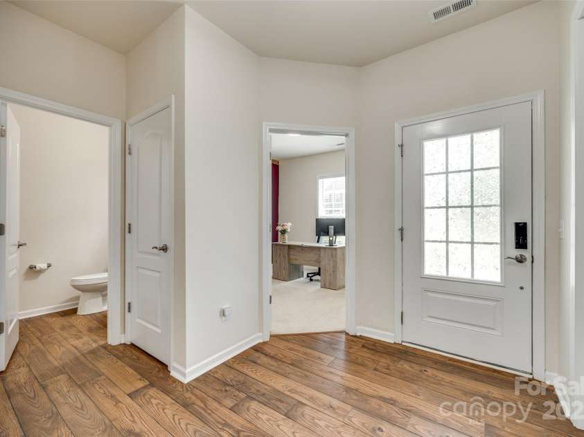 16008 Weeping Valley Drive, Fort Mill, SC 29715.  MLS# CAR4258885, YatesRealty ID 24223. 