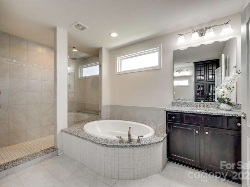16008 Weeping Valley Drive, Fort Mill, SC 29715.  MLS# CAR4258885, YatesRealty ID 24223. 