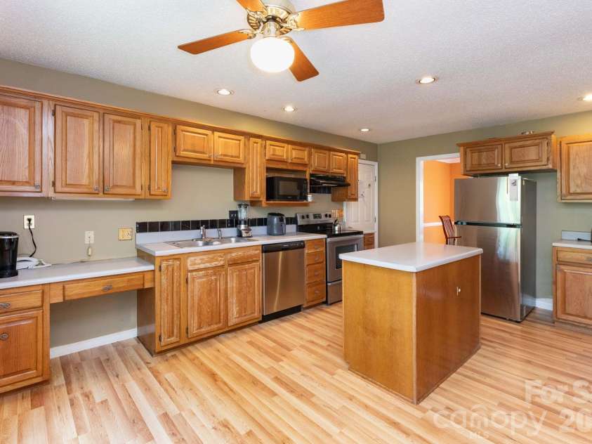 757 Zelda Court, Hendersonville, NC 28792.  MLS# CAR4380523, YatesRealty ID 24223. Kitchen