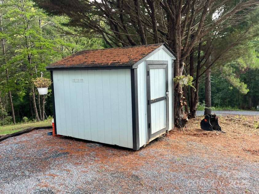 560 Hester Mill Road, Rutherfordton, NC 28139.  MLS# CAR4277106, YatesRealty ID 24224. 