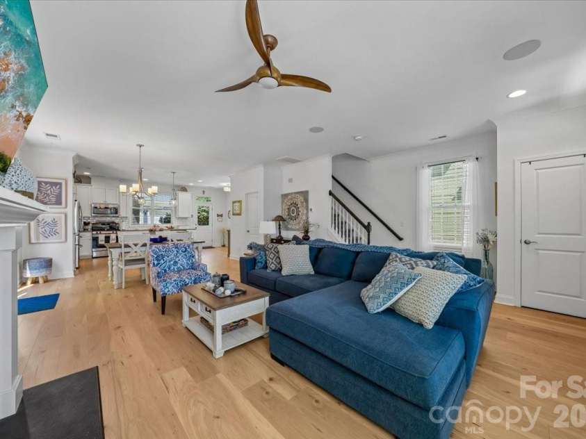 6005 Whitehawk Hill Road, Mint Hill, NC 28227.  MLS# CAR4381854, YatesRealty ID 24224. Living Room