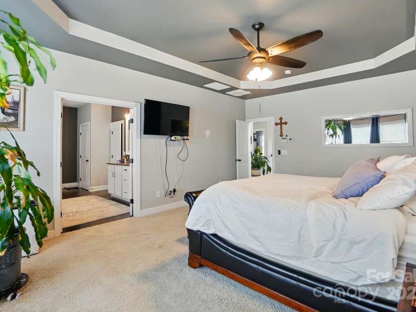 1276 Stonecrest Boulevard, Tega Cay, SC 29708.  MLS# CAR4239331, YatesRealty ID 24228. 