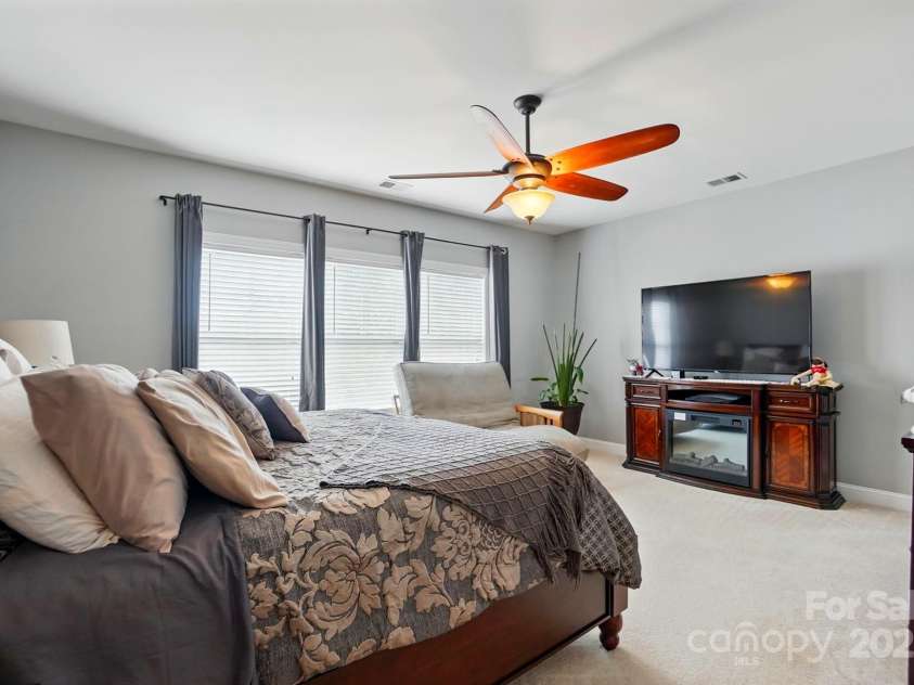 1276 Stonecrest Boulevard, Tega Cay, SC 29708.  MLS# CAR4239331, YatesRealty ID 24228. 