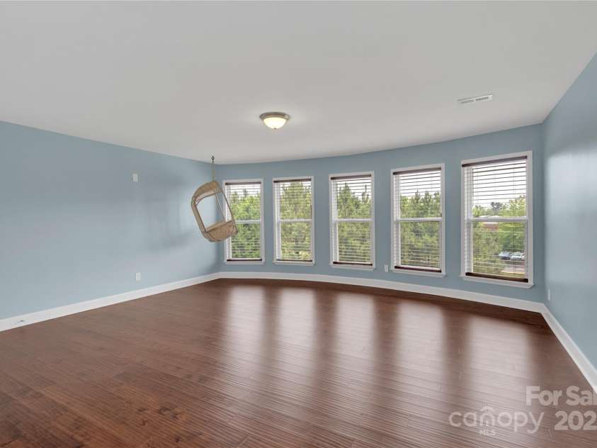 2805 Julian Glen Circle, Waxhaw, NC 28173.  MLS# CAR4277680, YatesRealty ID 24229. 