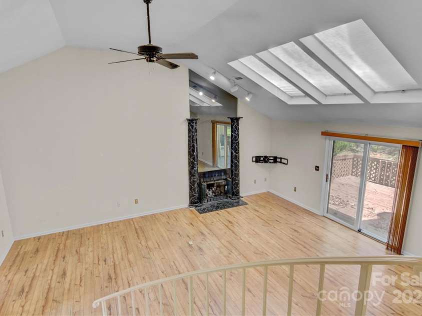 1720 12th Street, Hickory, NC 28601.  MLS# CAR4165878, YatesRealty ID 2423. 