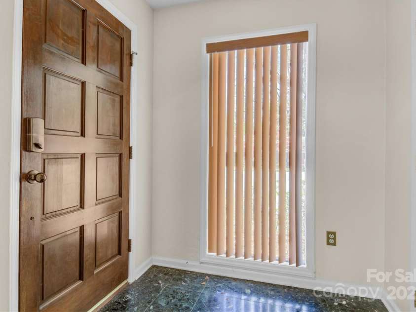 1720 12th Street, Hickory, NC 28601.  MLS# CAR4165878, YatesRealty ID 2423. 