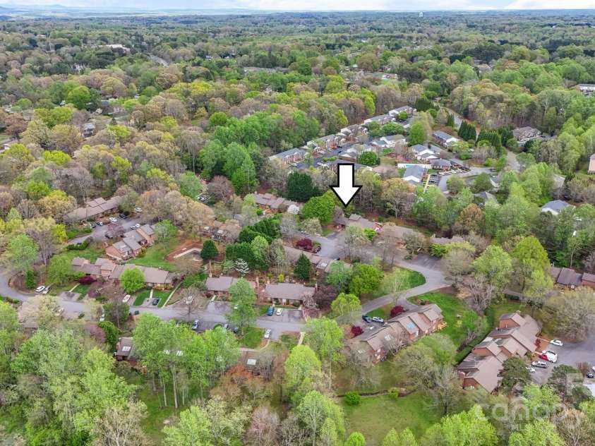 1720 12th Street, Hickory, NC 28601.  MLS# CAR4165878, YatesRealty ID 2423. 