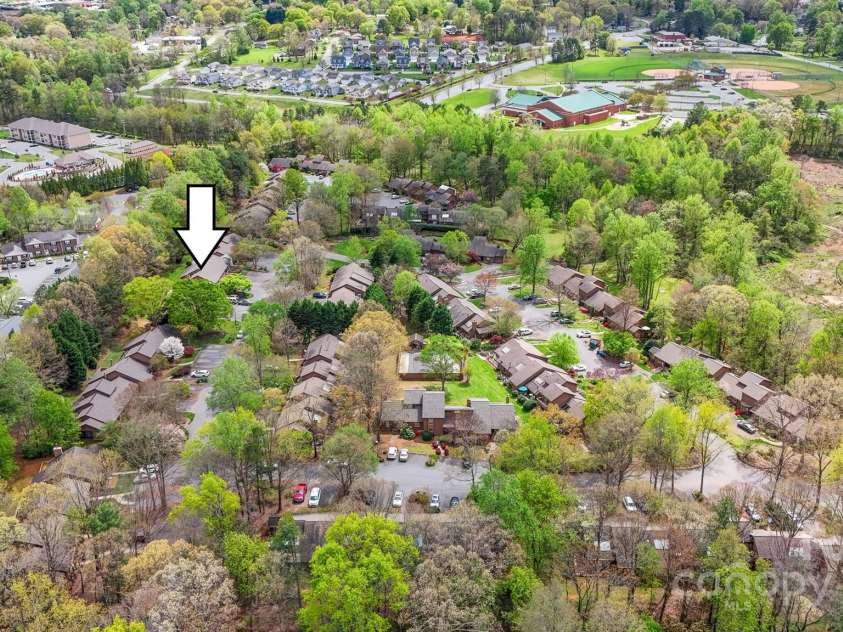 1720 12th Street, Hickory, NC 28601.  MLS# CAR4165878, YatesRealty ID 2423. 