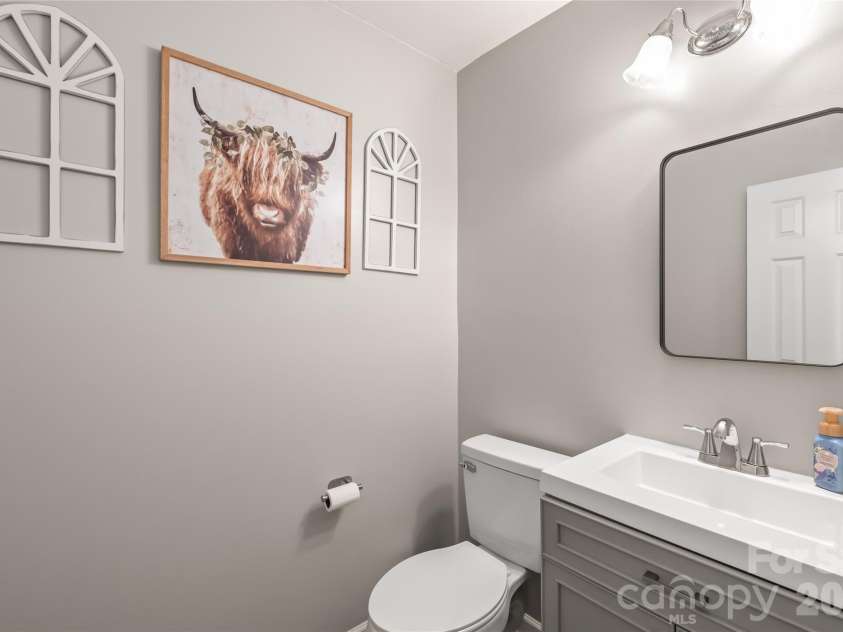 3085 Counselors Drive, Monroe, NC 28110.  MLS# CAR4349850, YatesRealty ID 2423. Half Bath