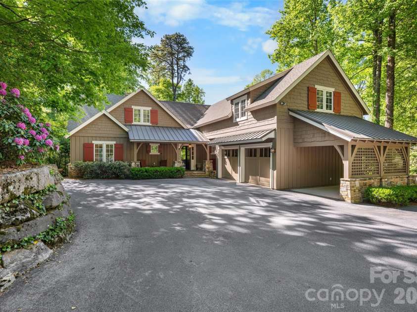 1585 Cold Mountain Road, Lake Toxaway, NC 28747.  MLS# CAR4383951, YatesRealty ID 24230. 