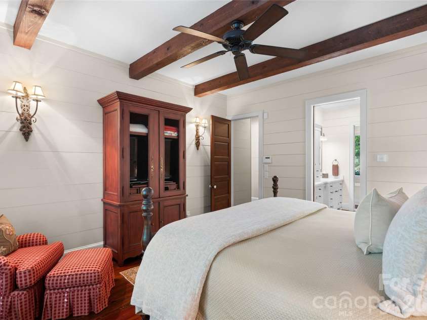 1585 Cold Mountain Road, Lake Toxaway, NC 28747.  MLS# CAR4383951, YatesRealty ID 24230. 
