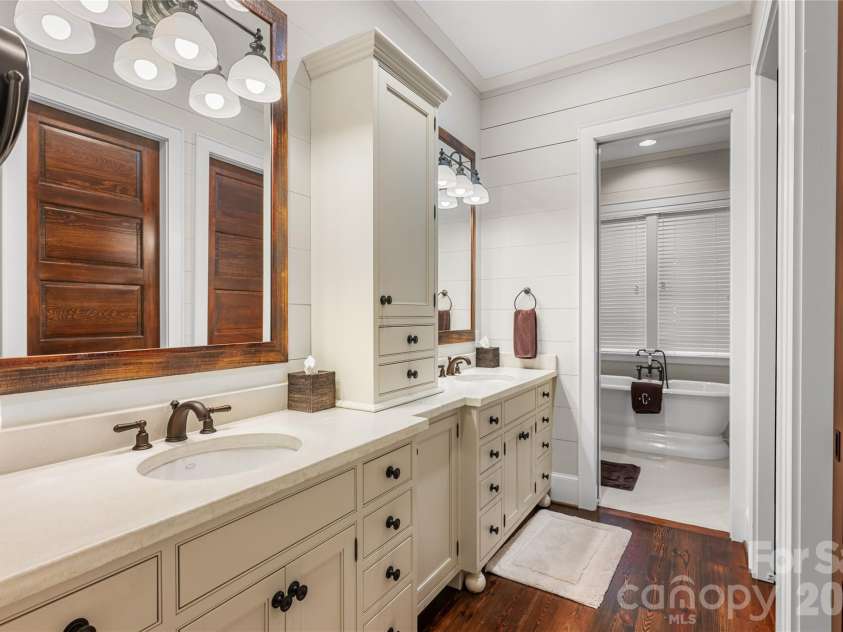 1585 Cold Mountain Road, Lake Toxaway, NC 28747.  MLS# CAR4383951, YatesRealty ID 24230. 