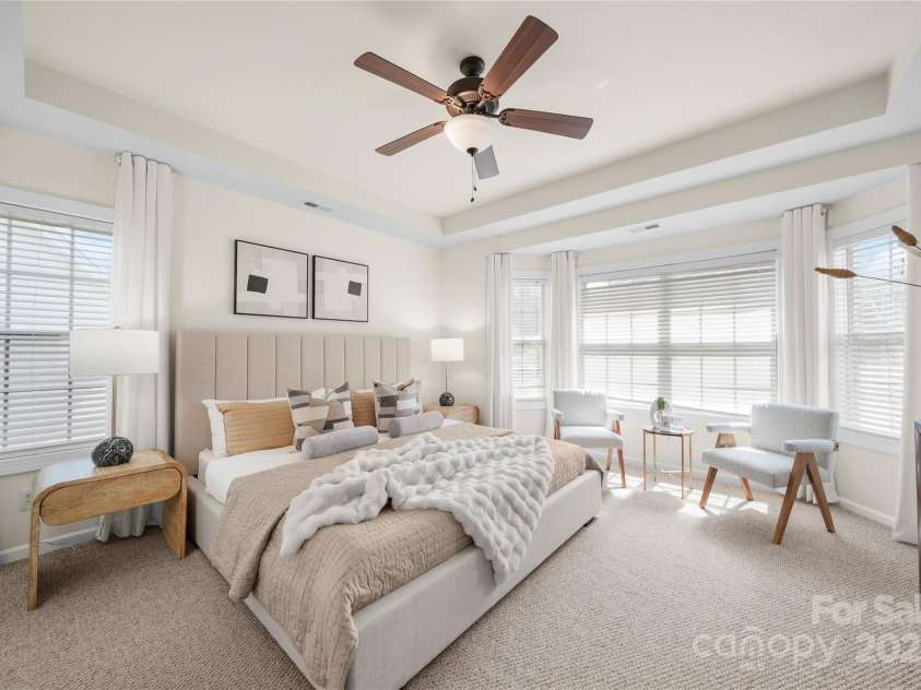 14801 Provence Lane, Charlotte, NC 28277.  MLS# CAR4273955, YatesRealty ID 24231. 