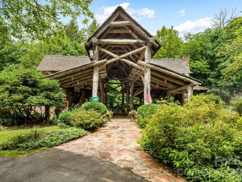 422 Glenaire Drive, Mars Hill, NC 28754.  MLS# CAR4353964, YatesRealty ID 24233. Community Center