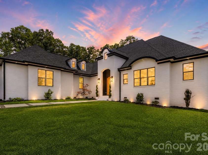 436 Riddle Mill Road, Clover, SC 29710.  MLS# CAR4361598, YatesRealty ID 24234. 