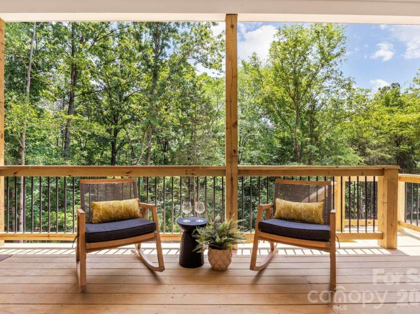 436 Riddle Mill Road, Clover, SC 29710.  MLS# CAR4361598, YatesRealty ID 24234. 