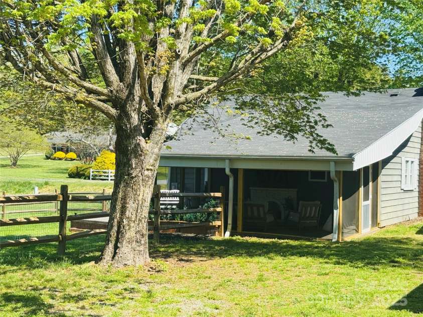 835 Leach Road, Salisbury, NC 28146.  MLS# CAR4246521, YatesRealty ID 24234. 