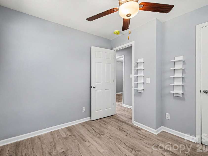 1146 Mt Holly Road, Rock Hill, SC 29730.  MLS# CAR4381157, YatesRealty ID 24235. 