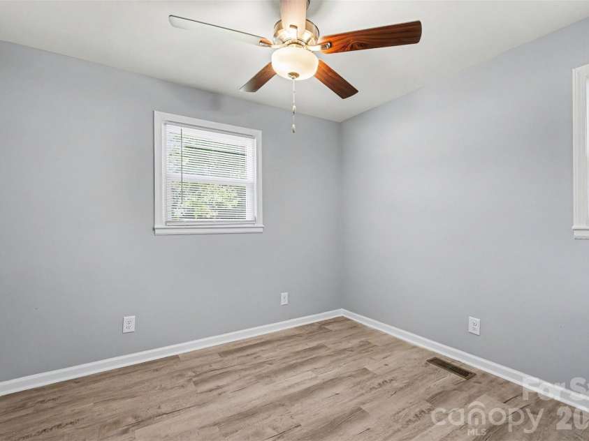 1146 Mt Holly Road, Rock Hill, SC 29730.  MLS# CAR4381157, YatesRealty ID 24235. 