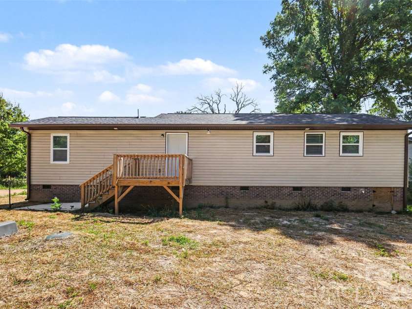 1146 Mt Holly Road, Rock Hill, SC 29730.  MLS# CAR4381157, YatesRealty ID 24235. 