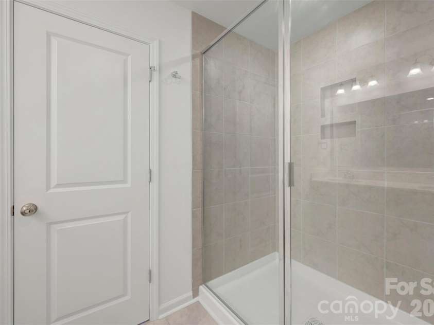 1317 Fremont Drive, Wingate, NC 28174.  MLS# CAR4368117, YatesRealty ID 24236. Owner's suite