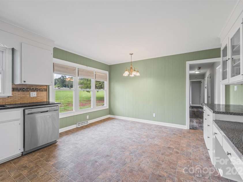 2178 Tryon Courthouse Road, Bessemer City, NC 28016.  MLS# CAR4271302, YatesRealty ID 24236. Dining Area