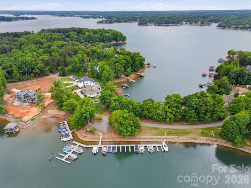 505 Stonemarker Road, Mooresville, NC 28117.  MLS# CAR4373909, YatesRealty ID 24238. 