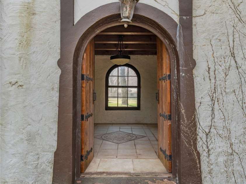 202 Alexander Avenue, Swannanoa, NC 28778.  MLS# CAR4234591, YatesRealty ID 2424. Front Foyer.  All original.