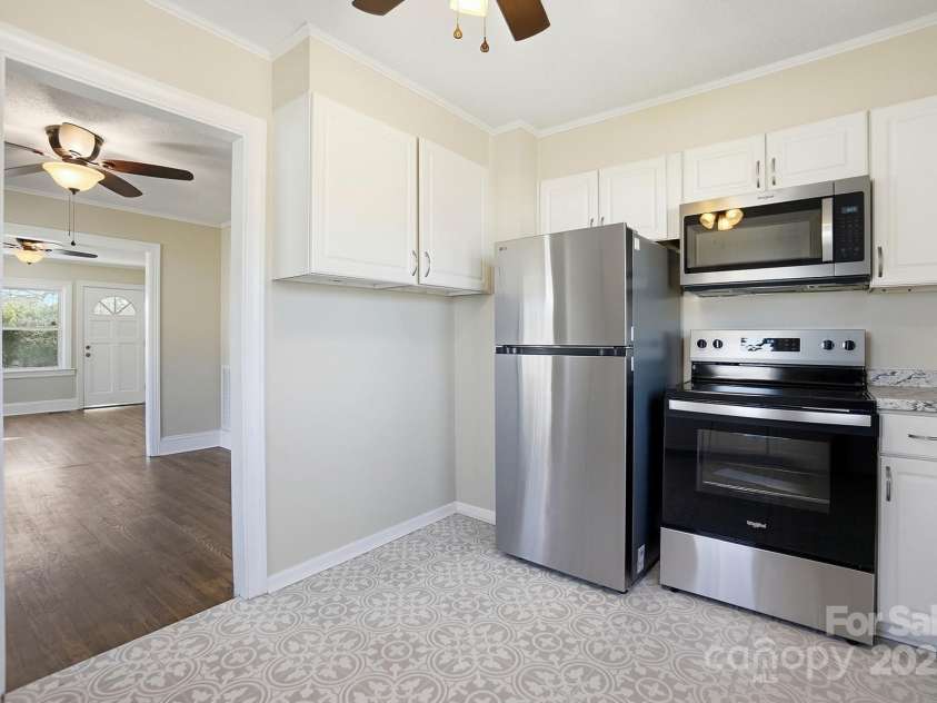 412 Ridge Street, Stanley, NC 28164.  MLS# CAR4330034, YatesRealty ID 2424. 