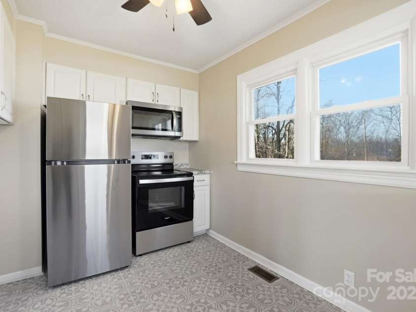 412 Ridge Street, Stanley, NC 28164.  MLS# CAR4330034, YatesRealty ID 2424. 