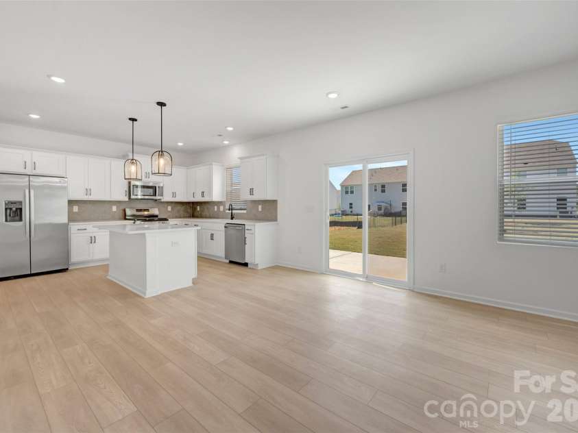 645 Willoughby Park Drive, Monroe, NC 28112.  MLS# CAR4376577, YatesRealty ID 24240. Breakfast area