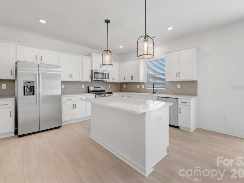 645 Willoughby Park Drive, Monroe, NC 28112.  MLS# CAR4376577, YatesRealty ID 24240. Kitchen