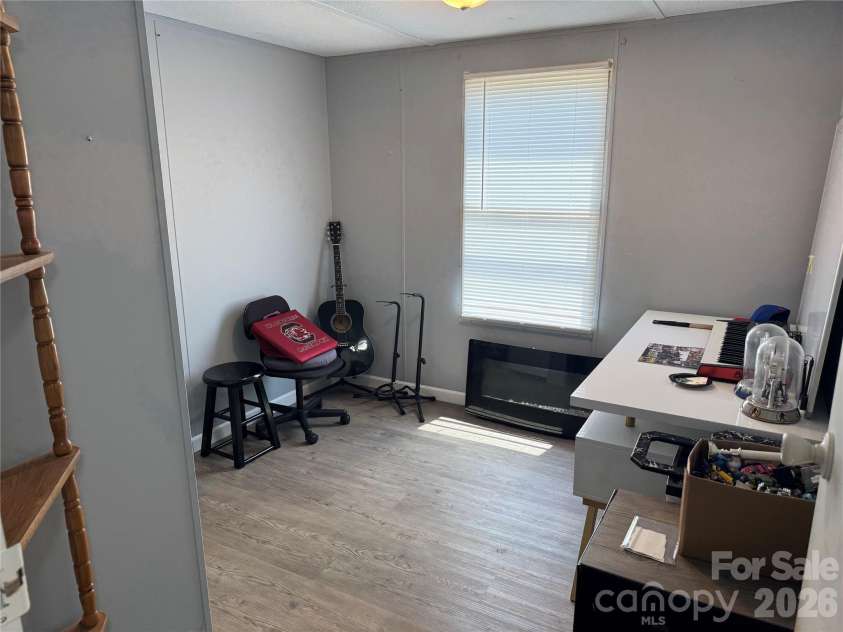 131 Bethany Woods Lane, Statesville, NC 28625.  MLS# CAR4379965, YatesRealty ID 24241. 