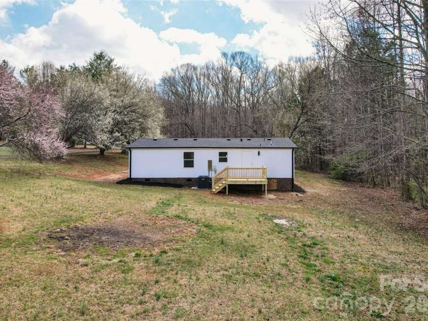 1012 Cherry Tree Court, Bessemer City, NC 28016.  MLS# CAR4354163, YatesRealty ID 24242. 