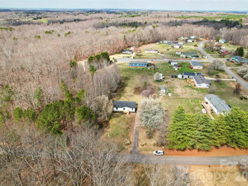 1012 Cherry Tree Court, Bessemer City, NC 28016.  MLS# CAR4354163, YatesRealty ID 24242. 