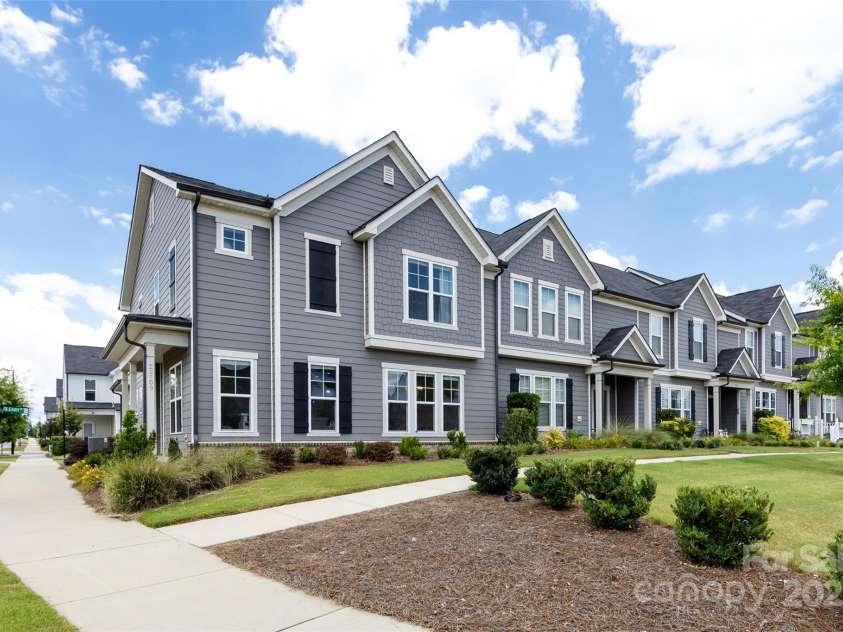 23109 Clarabelle Drive, Charlotte, NC 28273.  MLS# CAR4277042, YatesRealty ID 24243. 