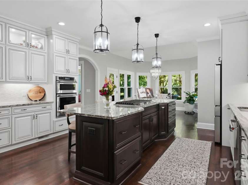 18928 Peninsula Point Drive, Cornelius, NC 28031.  MLS# CAR4372334, YatesRealty ID 24244. 